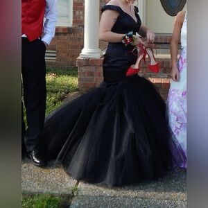 Sherri Hill prom dress, size 8